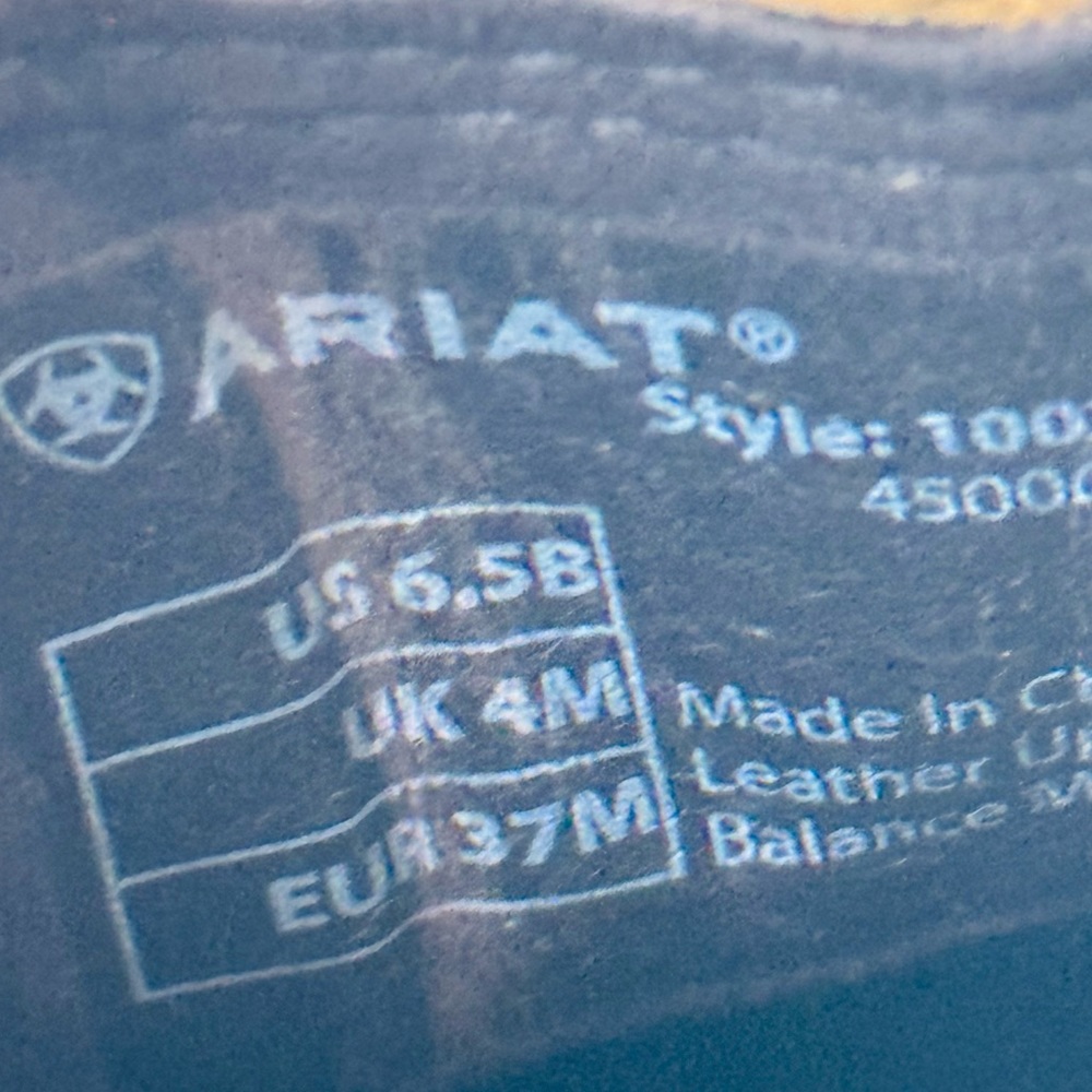 Ariat Cruisers - Picture 6 of 7